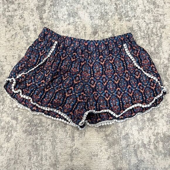 Flowy Shorts   - Picture 1 of 7